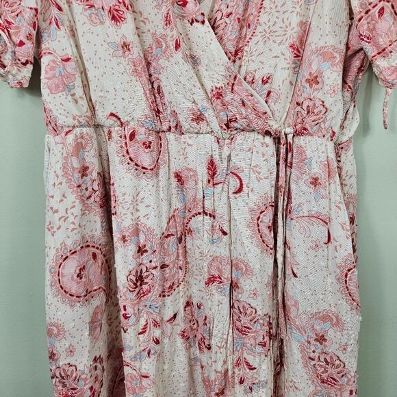 Torrid Swiss Dot Surplice Midi Dress – White & Pink 0 - Picture 4 of 11